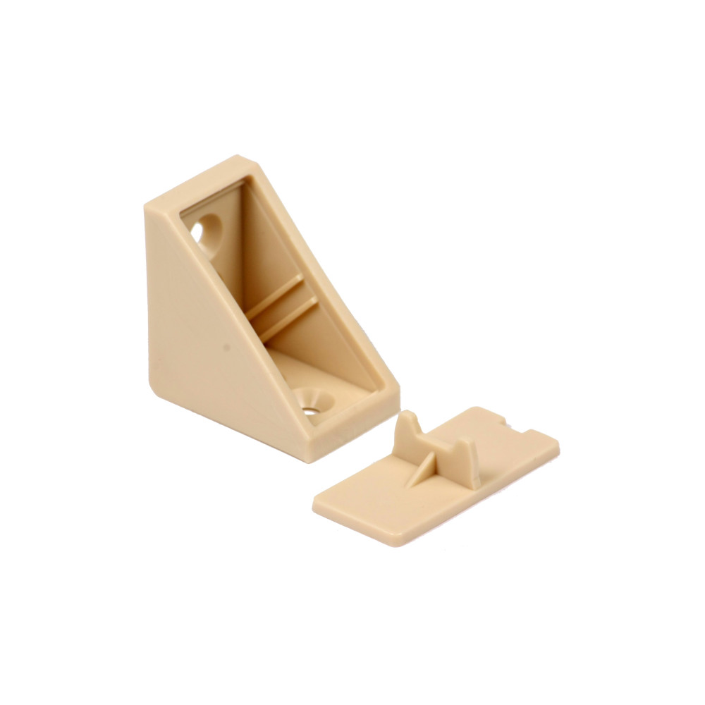 Large triangular shelf support